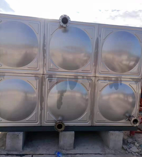 克孜勒苏柯尔克孜组合式不锈钢水箱，玻璃钢水箱的替代品，不锈钢冲压板组合水箱